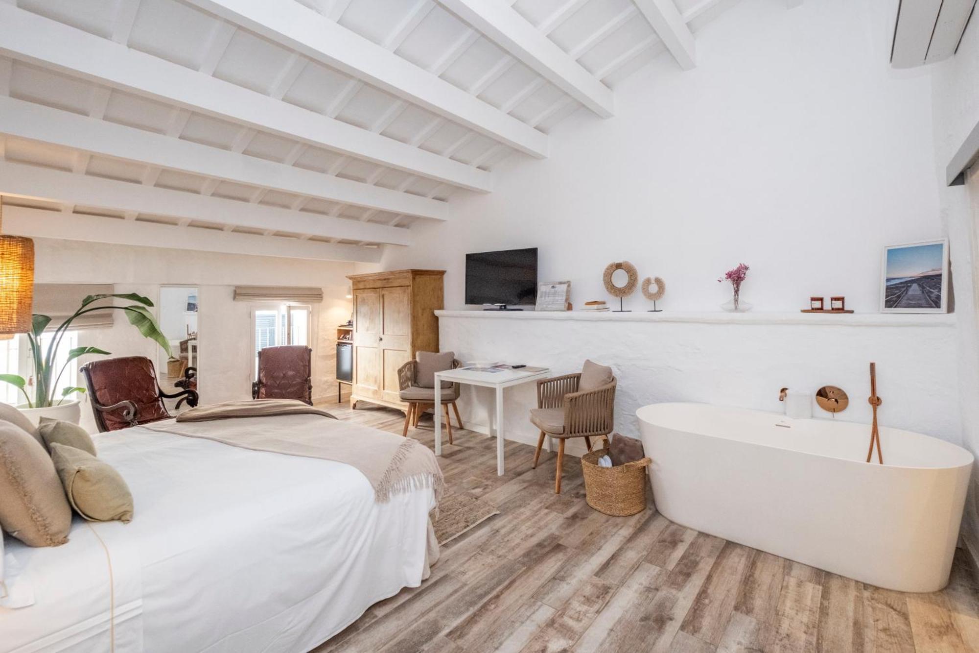 Encant De Alaior Boutique Hotel Ngoại thất bức ảnh